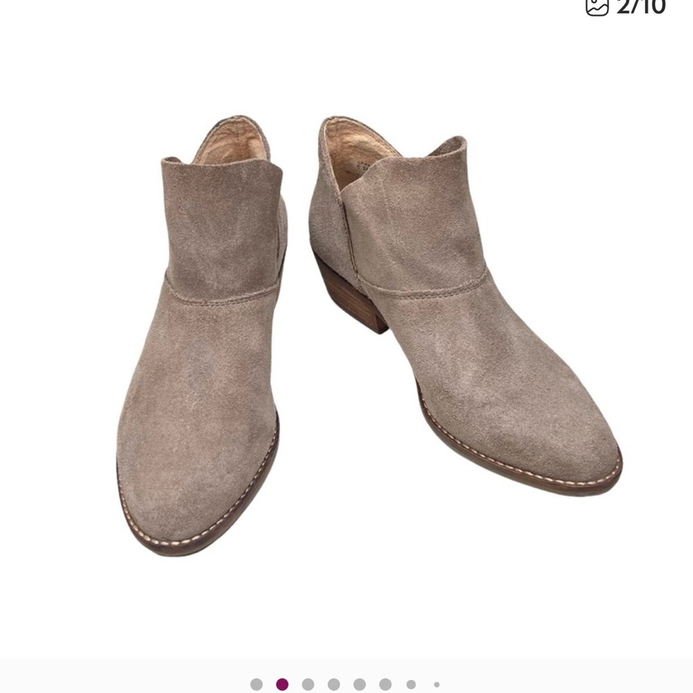 Lucky Brand Fahmida Taupe/Fawn Suede Booties